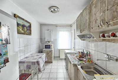 Apartament 3 camere 2 bai cartierul Tudor - 1
