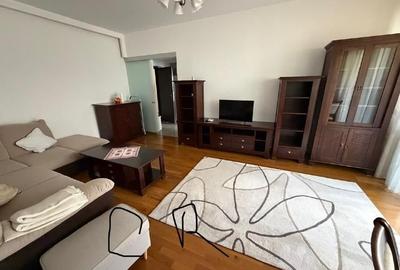 Apartament cu 2 camere semidecomandat în Calea Călărașilor