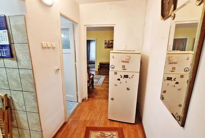 Piata Astra, apartament 2 camere la etajul 1, liber, 93000 euro neg - 11