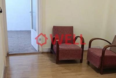 DE VÂNZARE – APARTAMENT CU 2 CAMERE, ȘI HOL PĂTRAT - SITAUTĂ PE BULEVARDUL 1848 - 4