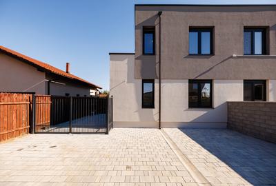 Duplex P+E în Moșnița Nouă, 3 dormitoare, 3 bai, teren 403 mp. Comision 0% - 46