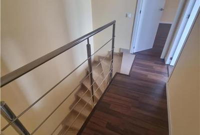 Apartament 5 camere  cu scara interioara tip  penthouse -doua etaje - 16