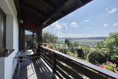 Casă cochetă cu teren generos și panoramă Chinteni - 24