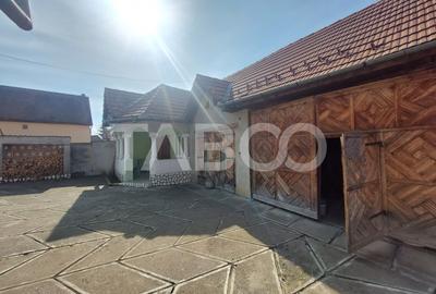 Casa de vanzare individuala cu teren de 1108 mp in Sacel Sibiu - 1