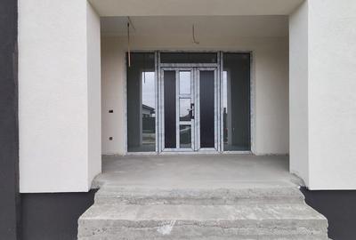 FARA COMISION Sabareni casa mare 3 camere 2 bai beci PARTER placa la cheie 500mp - 27