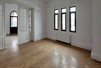 Piata Unirii-Calea Calarasilor,apartament in imobil reprezentativ ideal birouri - 1
