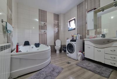 Vilă deosebită- 8 camere- Cartierul CFR Bacău- destinații multiple - 10