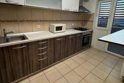 2 camere Titan 60 mp 2009 cu loc parcare - 6