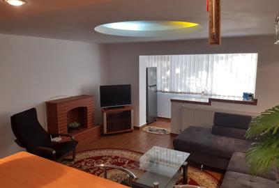 Apartament cu 2 camere decomandat, mobilat în Lacul Tei