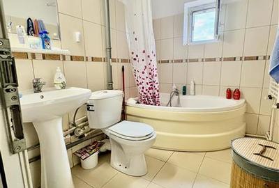 Apartament 2 Camere Decomandat Zona Tomis Nord - 20