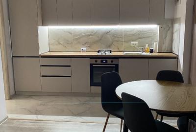 Închiriez apartament 2 camere - 4