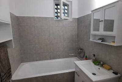 De vanzare apartament cu 2 camere, Tg. Mures, Zona Cornisa, UMF - 8