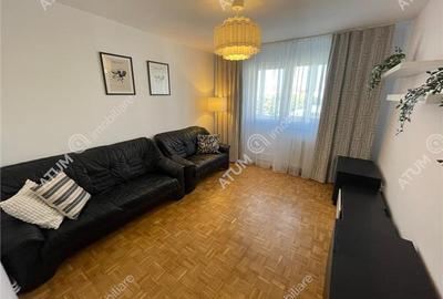 Apartament cu 3 camere decomandat, mobilat în Ștrand