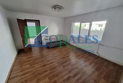 Apartament cu 2 camere semidecomandat, mobilat în Soarelui