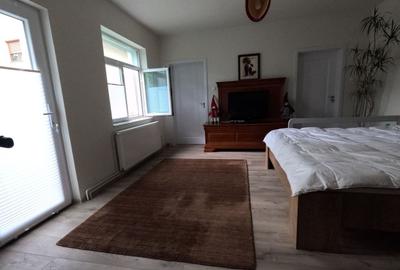 Casă Renovată cu Grădină | 227 mp | 3 Terase | 3 Dormitoare | Milcov - 24