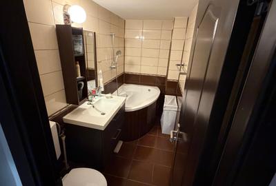 Vanzare apartament 3 camere decomandat, hol H, etaj 3,mobilat/utilat, Mall Vitan - 10