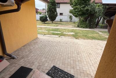 Casa individuala lux curte mare - 2