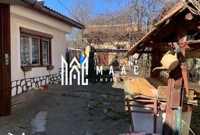 Casă individuală cu 3 camere în Central