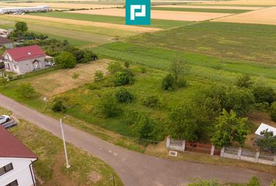 Teren Construcții intravilan de 602 mp, în Cicir