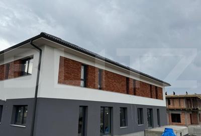 Duplex cu 4 camere în Dezmir