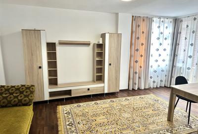 Apartament cu 3 camere I 2 bai I de inchiriat I Centru zona Primariei I etaj 2 I - 20