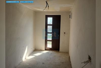 Casă individuală cu 7 camere în Vasile Alecsandri