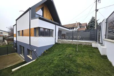 Duplex cu 4 camere în Dâmbul Rotund