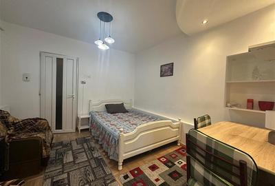 Apartament cu 2 camere decomandat în Alexandru cel Bun