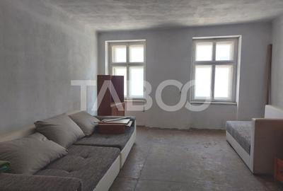 Comision 0-Apartament 2 camere 37mp la casa necesita renovare Cisnadie - 6