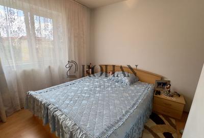 Apartament 3 camere, loc de parcare, Zona Mercur, Str. Vânătorilor - 9