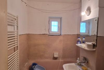 Inel 2 - ap 2 camere, parter/centrala gaze/ necesita renovare integrala - 18