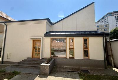 Casa de vanzare in centru - 4