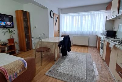 Apartament cu 3 camere decomandat în Mărăști
