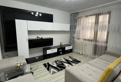 Apartament cu 2 camere decomandat în Sud