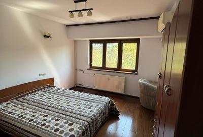 Proprietar inchiriez apartament 3 camere zona Unirii - fantani - 3