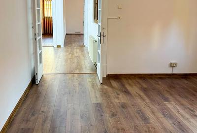 4 camere et 1 pt birouri in cladire interbelica zona C Calarasilor-Hala Traian - 2