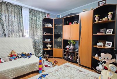 EXCLUSIV - OCAZIE ! FAR 4 CAMERE 75 MP. RENOVAT COMPLET GAZE 109.000 E - 17