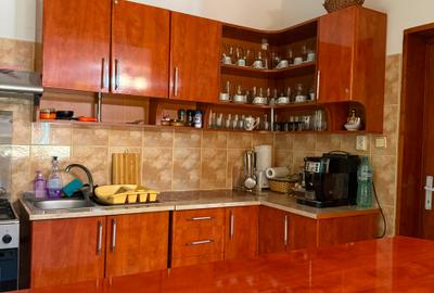 Vila Breaza 210MP ,  finisaje bune, , aproape de DN1 , fara poluare fonica - 8