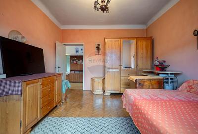 Apartament cu 4 camere la casă | 105 mp Utili | Curte 128 mp - 36