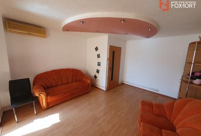 Apartament 2 camere decomandat, etaj 3/4 - zona Steaua - 15