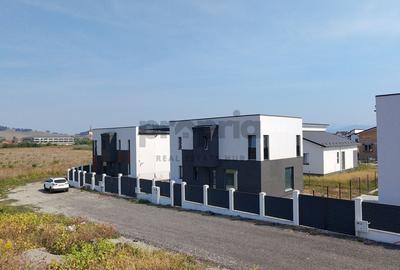 0% COMISION - CASĂ INDIVIDUALĂ CLASA ENERGETICĂ A - SÂNPETRU - 6KWH FOTOVOLTAICE - 5