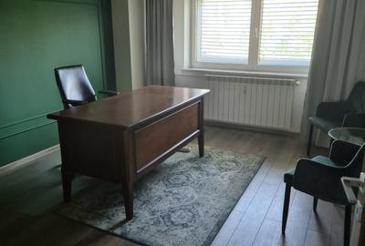 Birou, de 100.00 mp, în Unirii