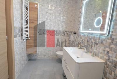 Apartament cu 3 camere decomandat în Politehnica