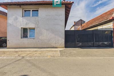 Casă individuală cu 4 camere în Drăgășani
