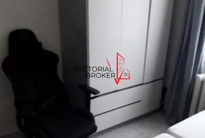 Apartament cu 3 camere decomandat în Dristor