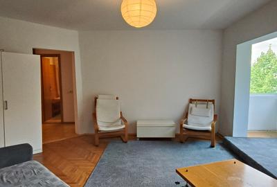 Apartament cu 2 camere decomandat în Soarelui