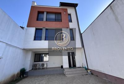 Casa tip bloc de apartamente - birouri - 1