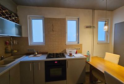 Apartament generos, 3 camere, etajul 8, semidecomandat, aproape de Iulius Mall - 13