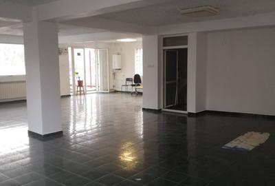 Piata Bobocica parter, et 1 impreuna sau separat activitati diverse - 5