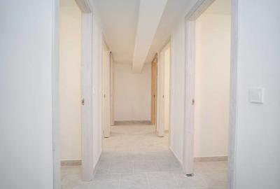 Apartament cu 3 camere decomandat în Păcurari